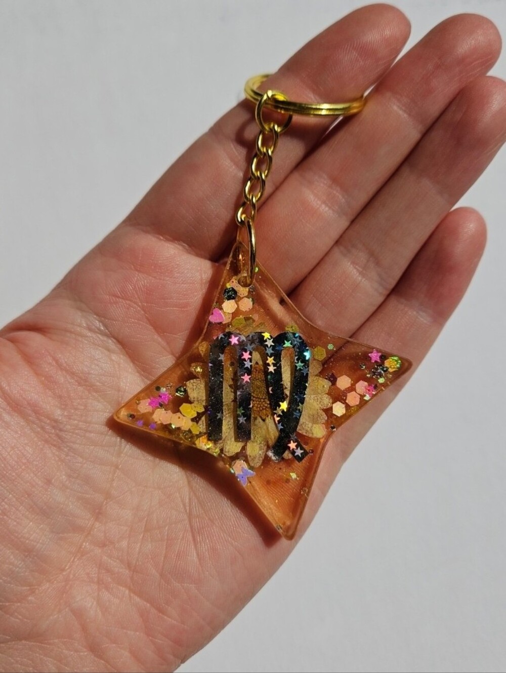 Handmade Virgo Zodiac Gold Resin Keychain - Picture 3 of 4